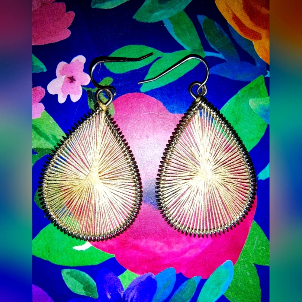 white macrame tassel earrings / white gold boho earrings